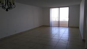 2500 Parkview Dr - Photo 2 of 6