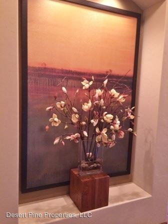 363 SW Bluff Dr - Photo 2 of 20