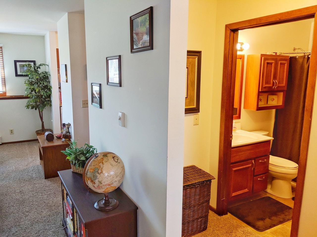 24 Pine Ridge Ct #4 - Photo 3 of 14
