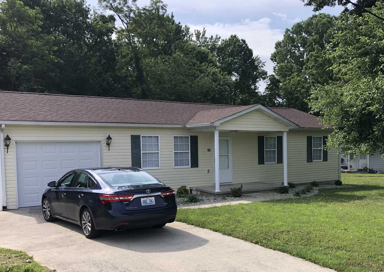 205 Walden Ave 205WALDENA, Corbin, KY 40701 3 Bedroom Apartment for