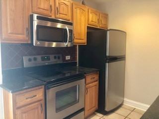 6185 Pinewood Ct #101 - Photo 2 of 11