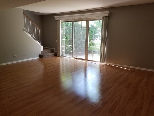 1881 Brighton St - Photo 3 of 12