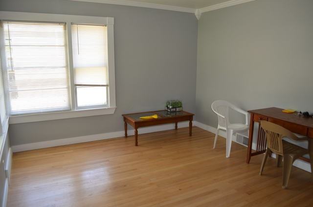 222 S Fordham Ave - Photo 3 of 17