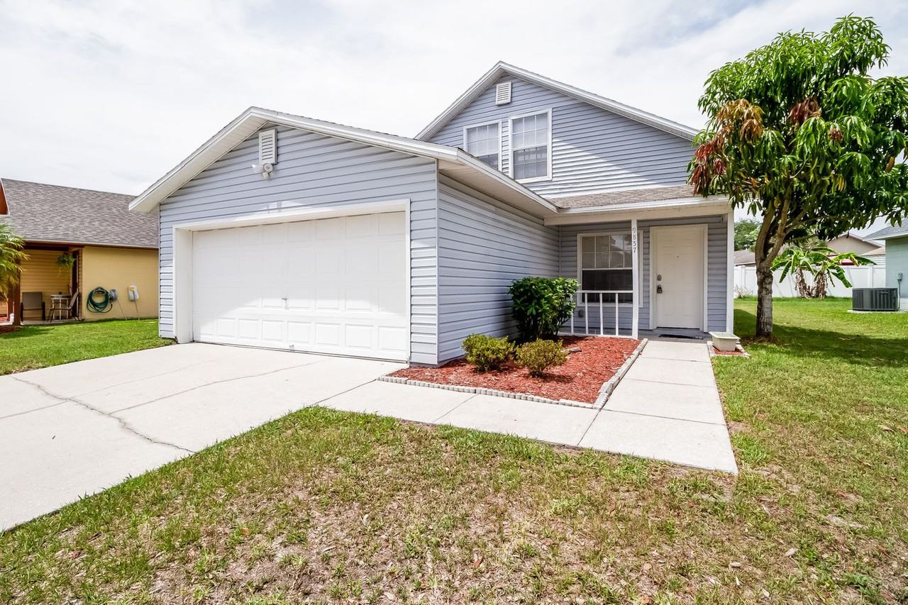 9857 Red Clover Ave - Photo 3 of 20