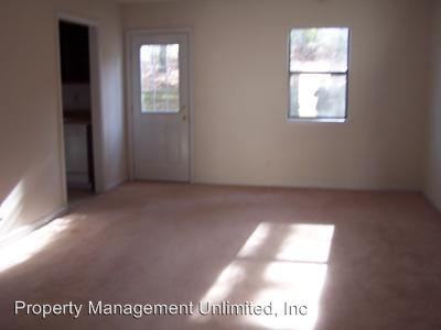 8808 8810 Ridgemore Court - Photo 3 of 7