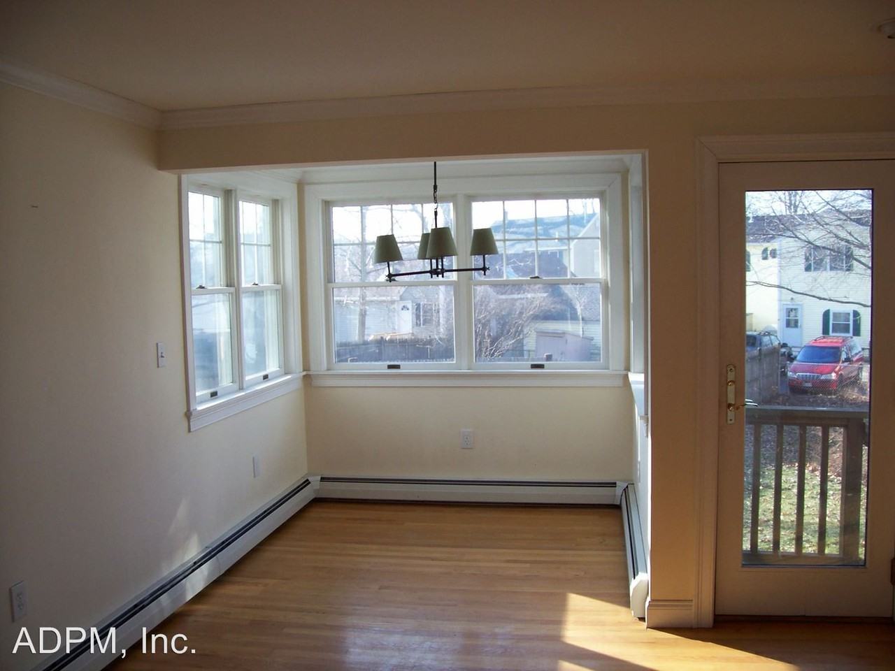 8 Meadow Ave - Photo 3 of 7