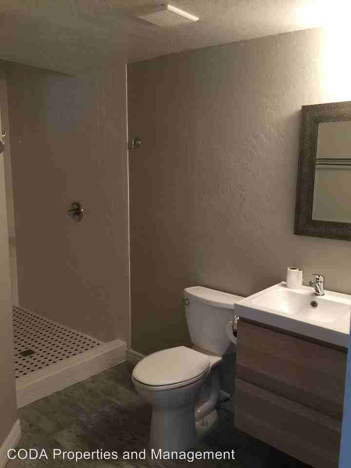 2134 W Belmont Ave - Photo 2 of 8