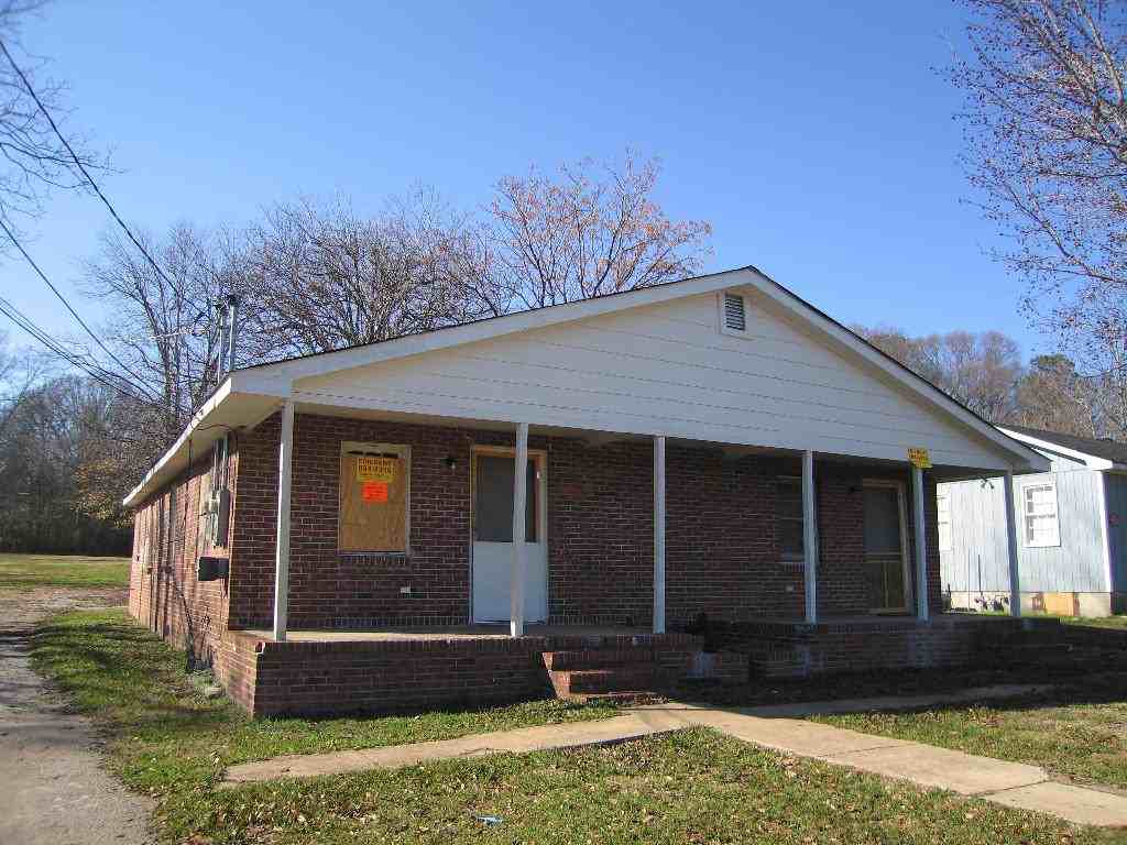 Burr Street Duplex - Photo 2 of 2