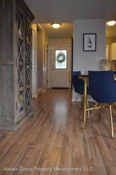 10194 Nantucket Loop - Photo 2 of 26