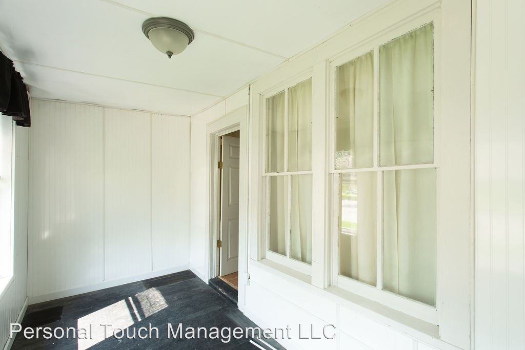 124 2nd St NE - Photo 2 of 14