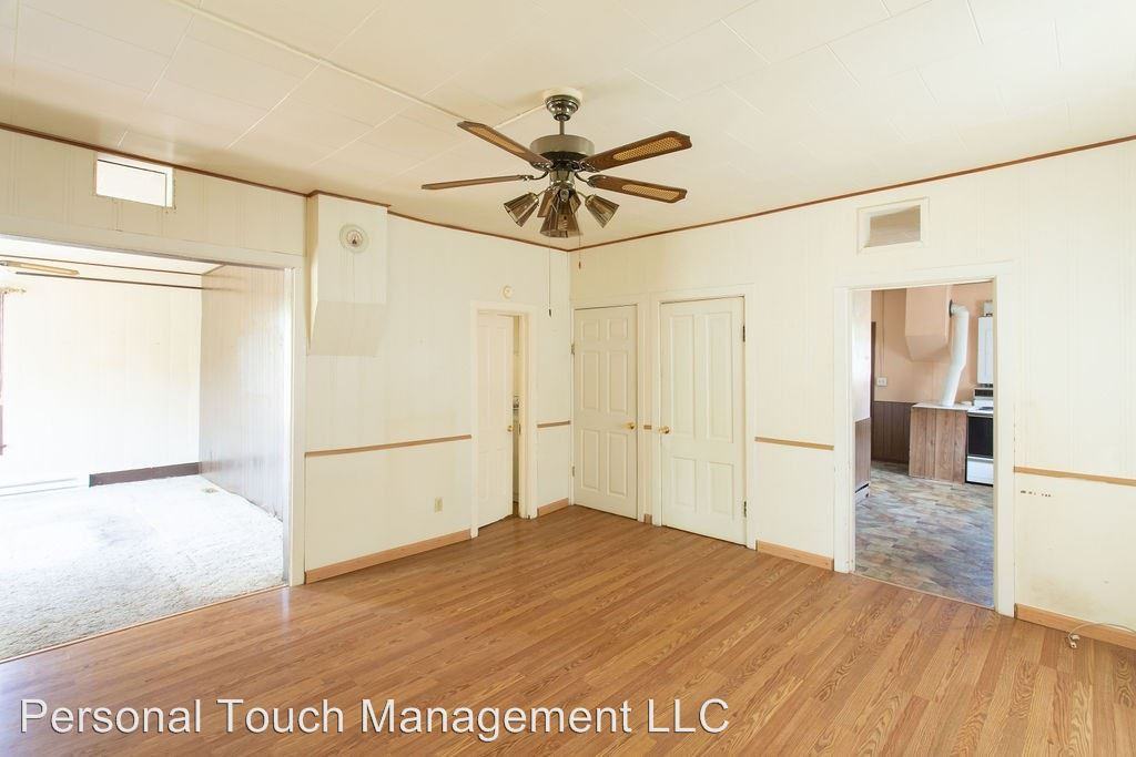 124 2nd St NE - Photo 3 of 14