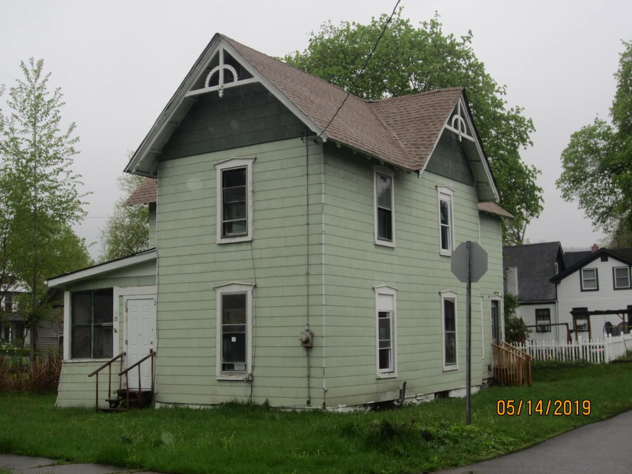 23 Watson St - Photo 3 of 10