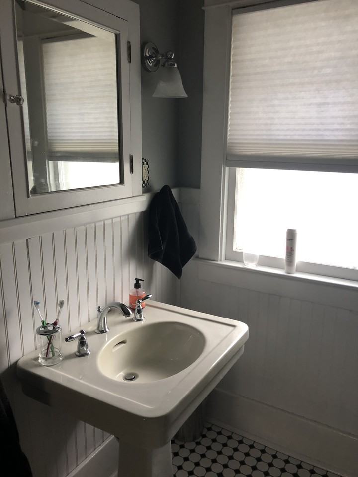 556 Hazelwood Terrace - Photo 3 of 28