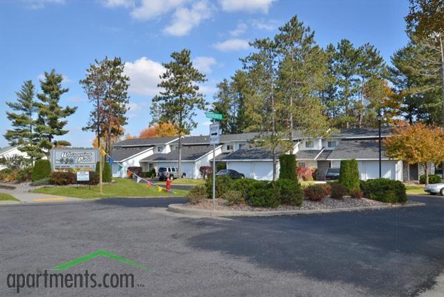 Whispering Pines - Photo 3 of 11