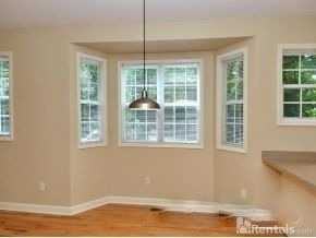 12 Toms Park Cir - Photo 3 of 7