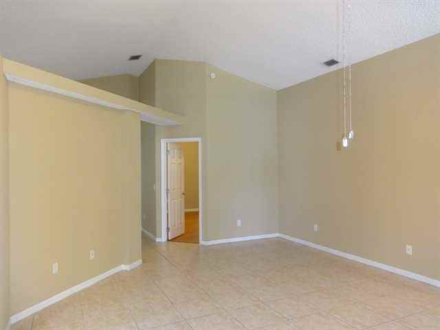 4762 Silver Heron Dr - Photo 2 of 16