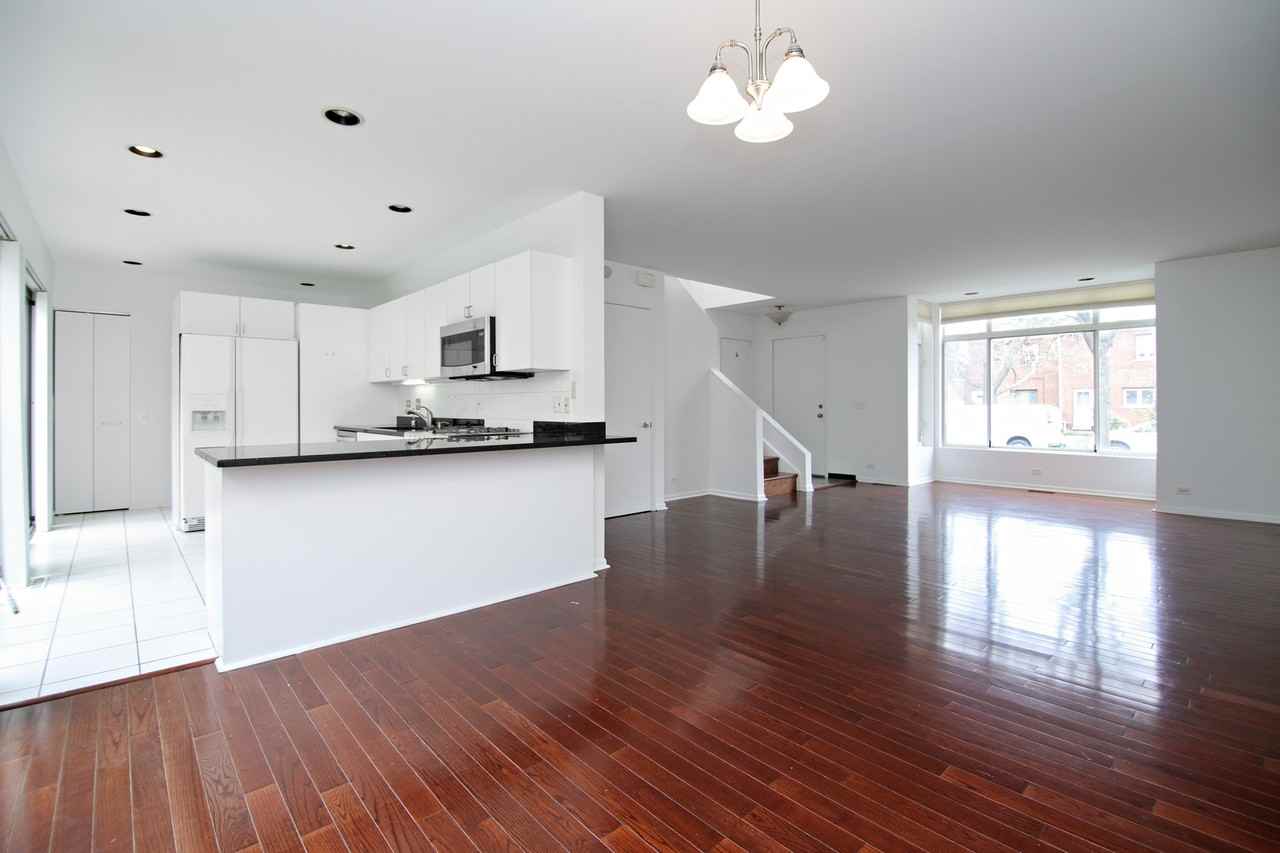 1907 Central Ave - Photo 3 of 15