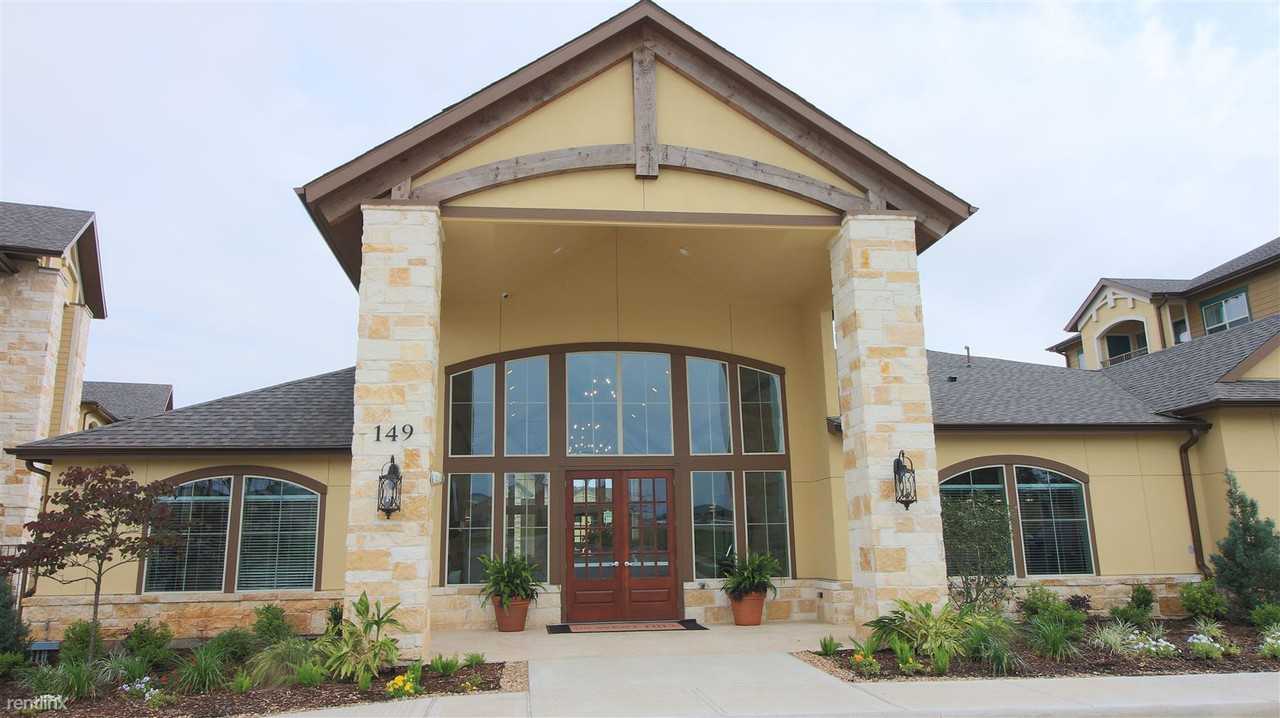 The West Hill Apartments - Photo 2 of 39