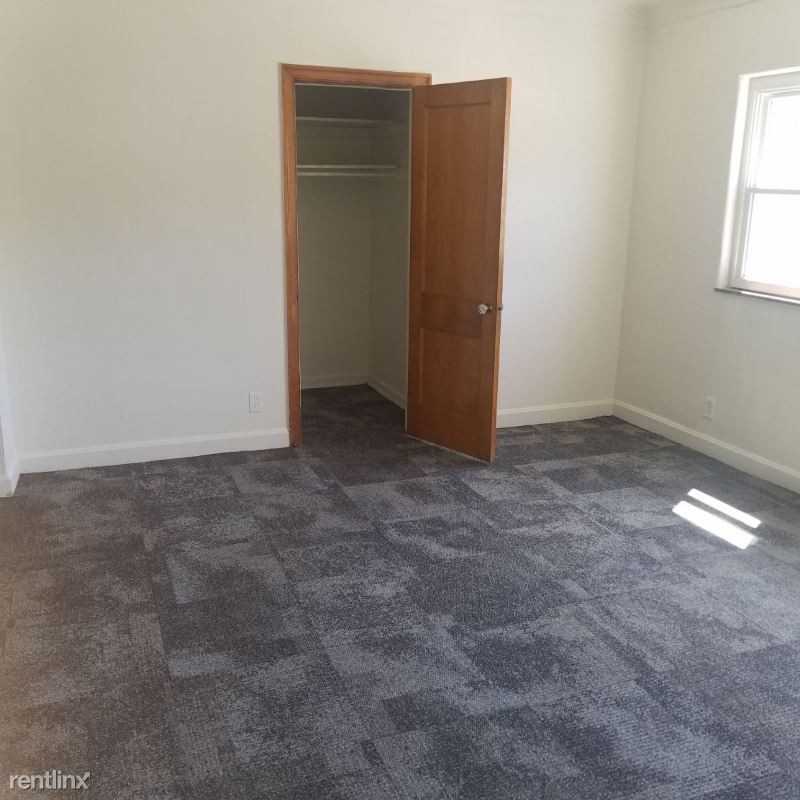 4029 Reading Rd 3 - Photo 2 of 9