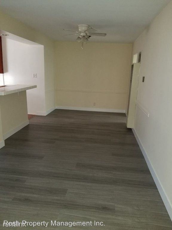 854 S Sherbourne Dr 1 - Photo 2 of 11