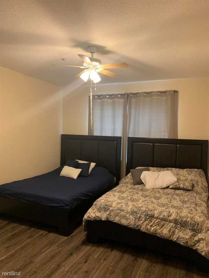 11025 Legacy Blvd - Photo 2 of 8