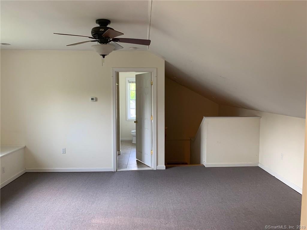 139 Hewitt Rd - Photo 3 of 15