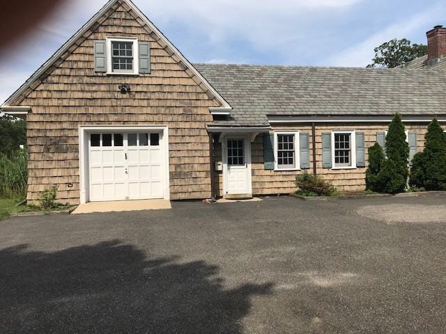 216 Seven Bridges Road - Photo 2 of 20