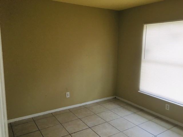 4543 21st Street Southwest - Photo 2 of 7