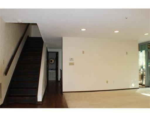 555 Great Elm Way #555 - Photo 2 of 8