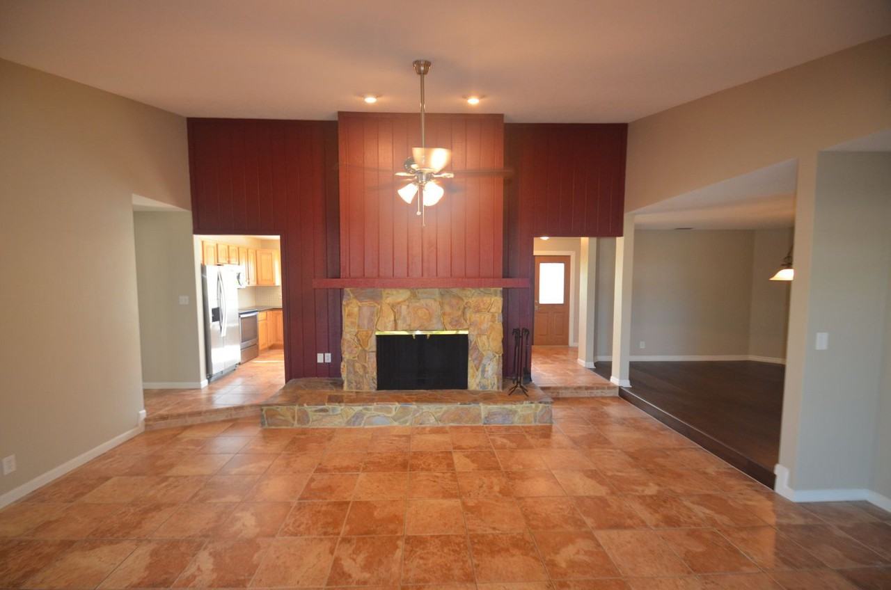 45 Pinewood Terrace E - Photo 2 of 13