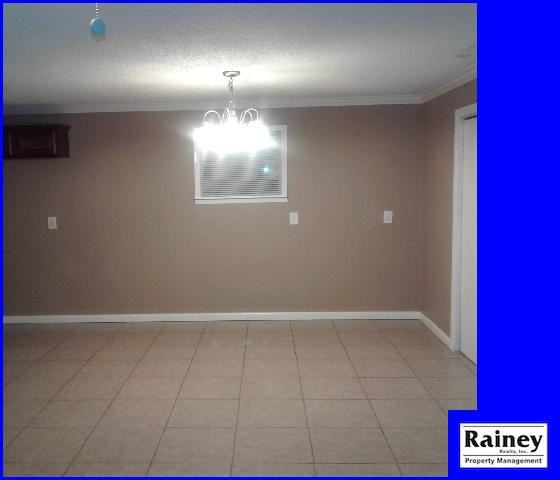 9900 Pinnacle Valley Rd - Photo 6 of 10