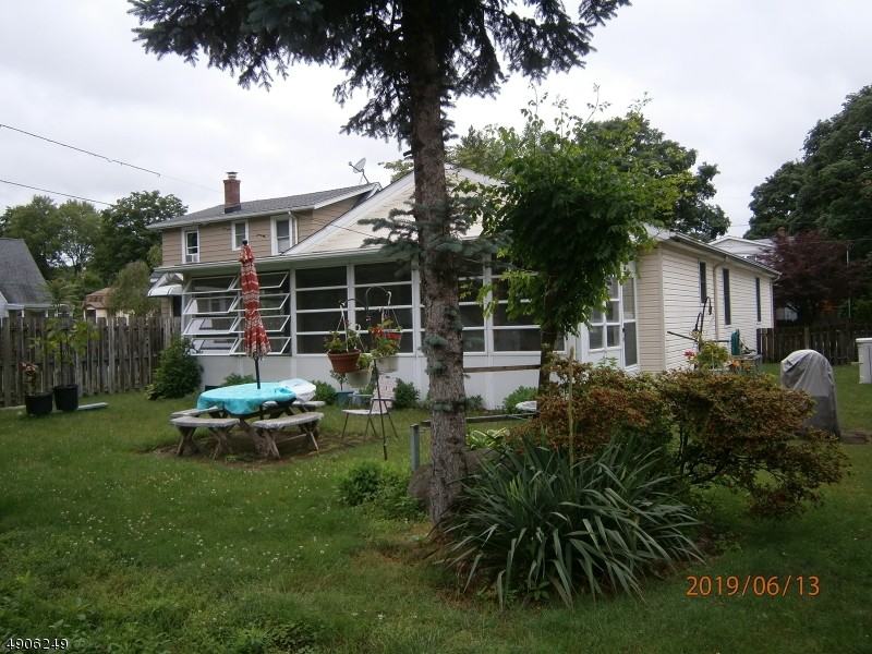 15 Orchard St - Photo 3 of 5
