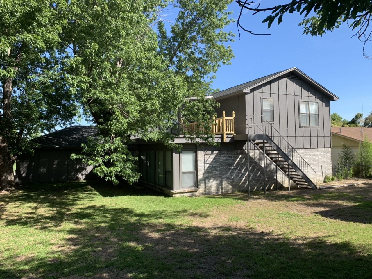 6241 Wheaton Dr - Photo 3 of 3