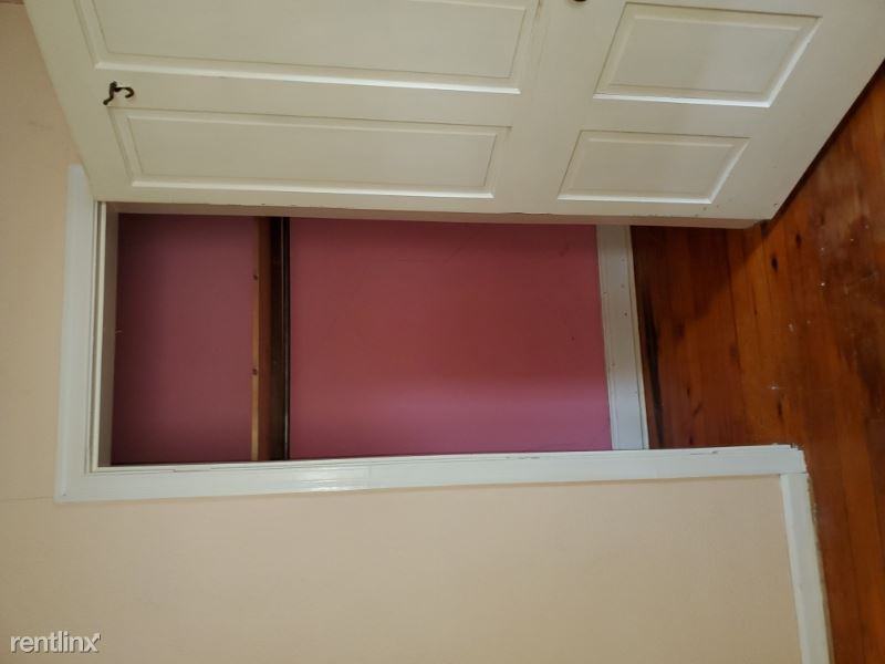 105 W Main St - Photo 3 of 17