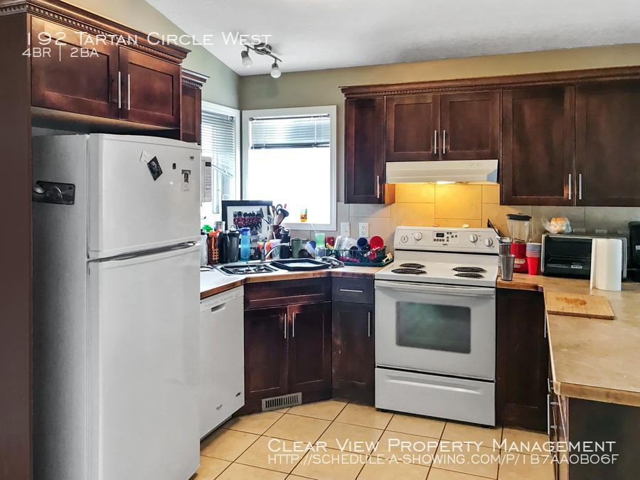 192 Tartan Cir W - Photo 2 of 3