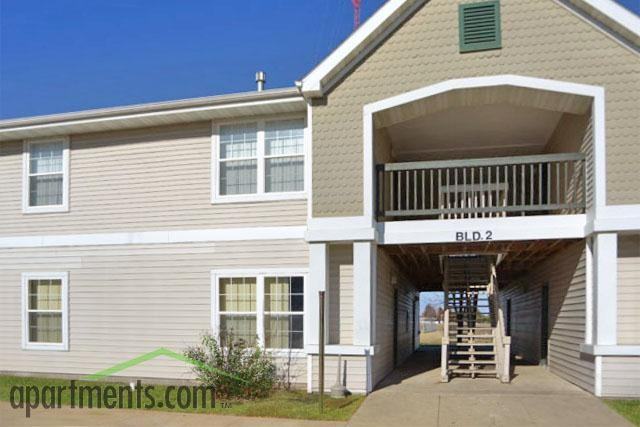 Chesapeake Apartments - Photo 3 of 9