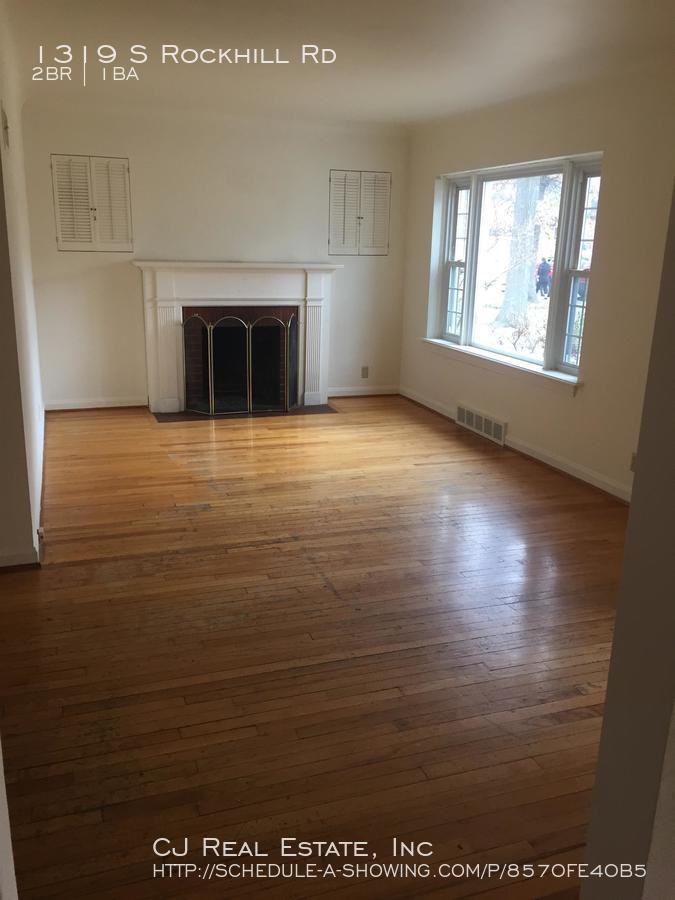 1319 S Rock Hill Rd - Photo 2 of 9