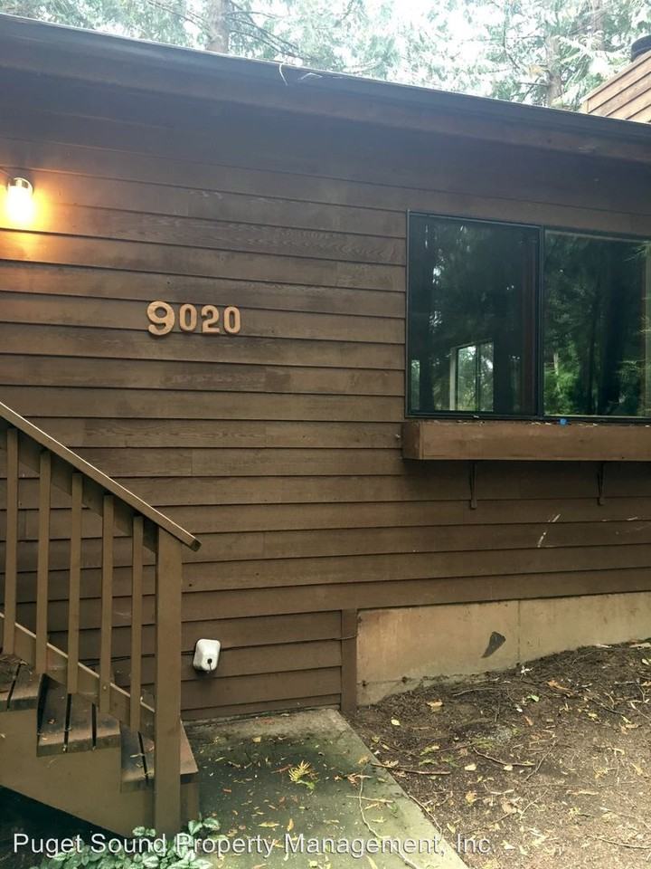 9020 Woodbank Drive Ne - Photo 2 of 14