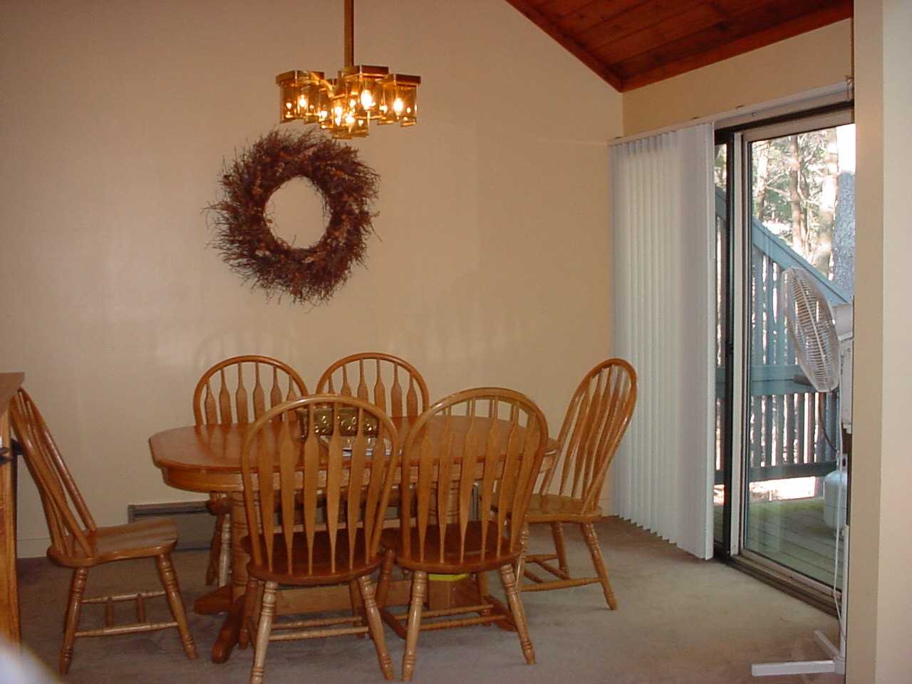 24 Arrowhead Ln - Photo 3 of 7