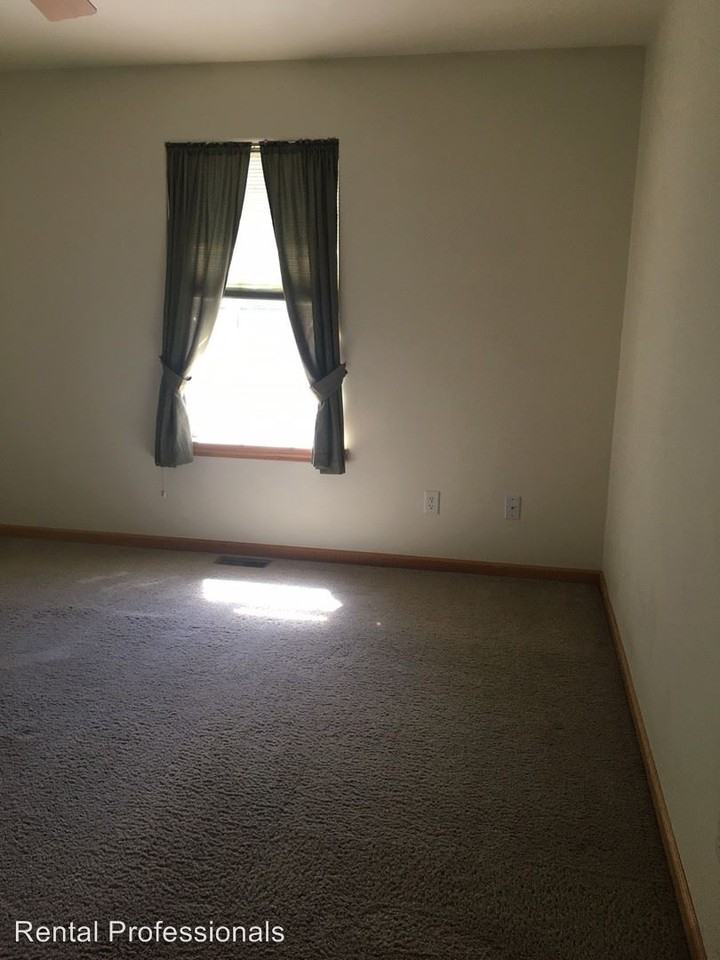 1125 Buckrake Ave - Photo 2 of 41