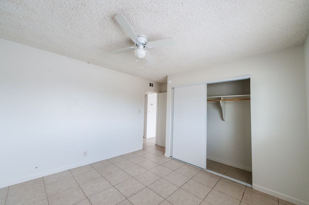 701 Knotts Street - Photo 2 of 3