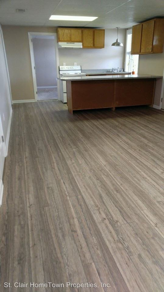 210 Paradise Point - Photo 3 of 8