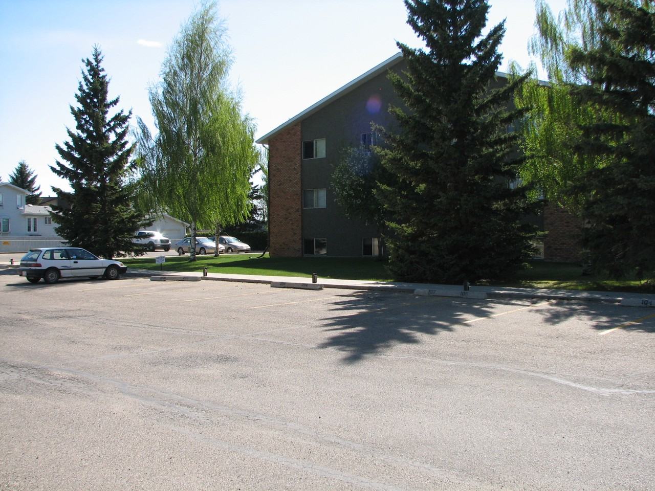 35 St Apartments in Bower, Red Deer, AB T4R 1V3 Zumper