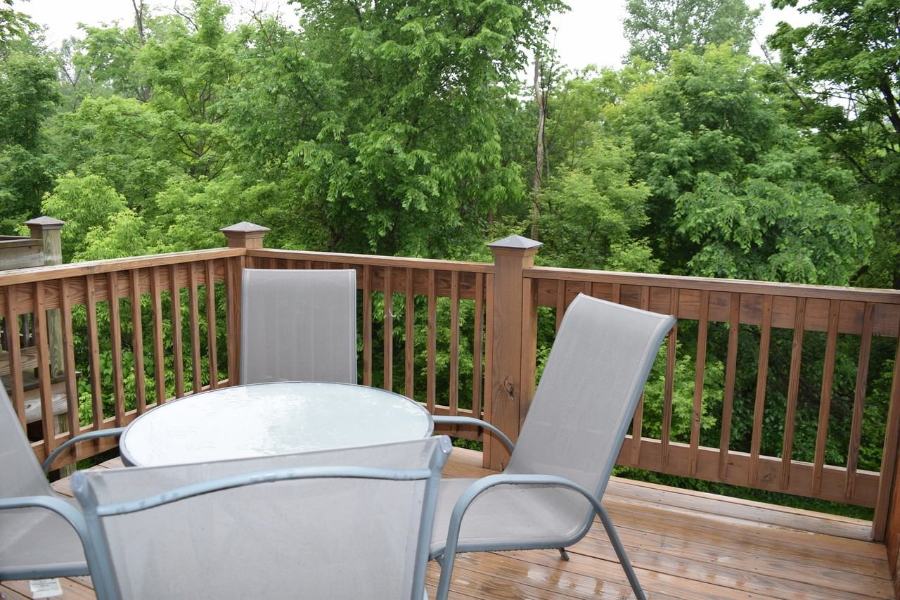 39 Grandview Dr - Photo 3 of 25