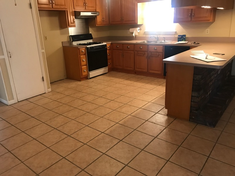 3200 Schillinger Rd N - Photo 3 of 14