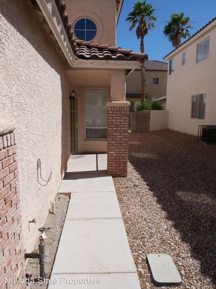 7645 Delhi Ave. - Photo 3 of 39
