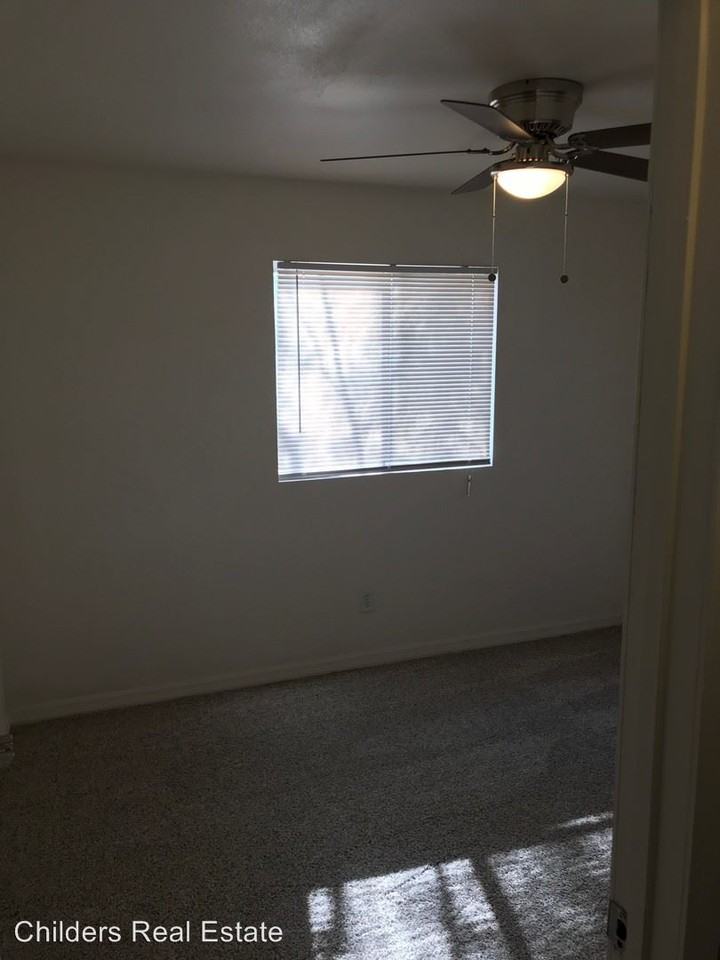 641 Park Ave - Photo 2 of 7