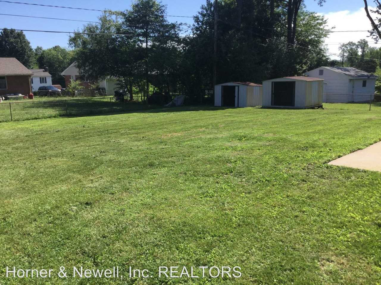 8708 Greycliff Rd - Photo 2 of 9