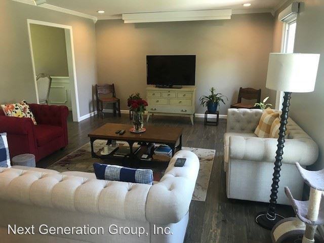 5133 Briarwood Dr - Photo 3 of 14