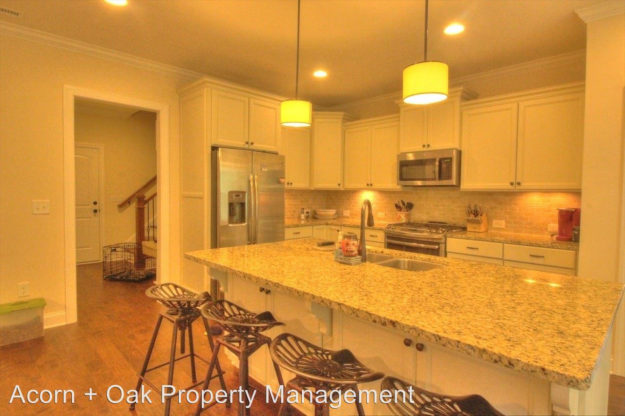 53 Spring Hollow Ct - Photo 3 of 16